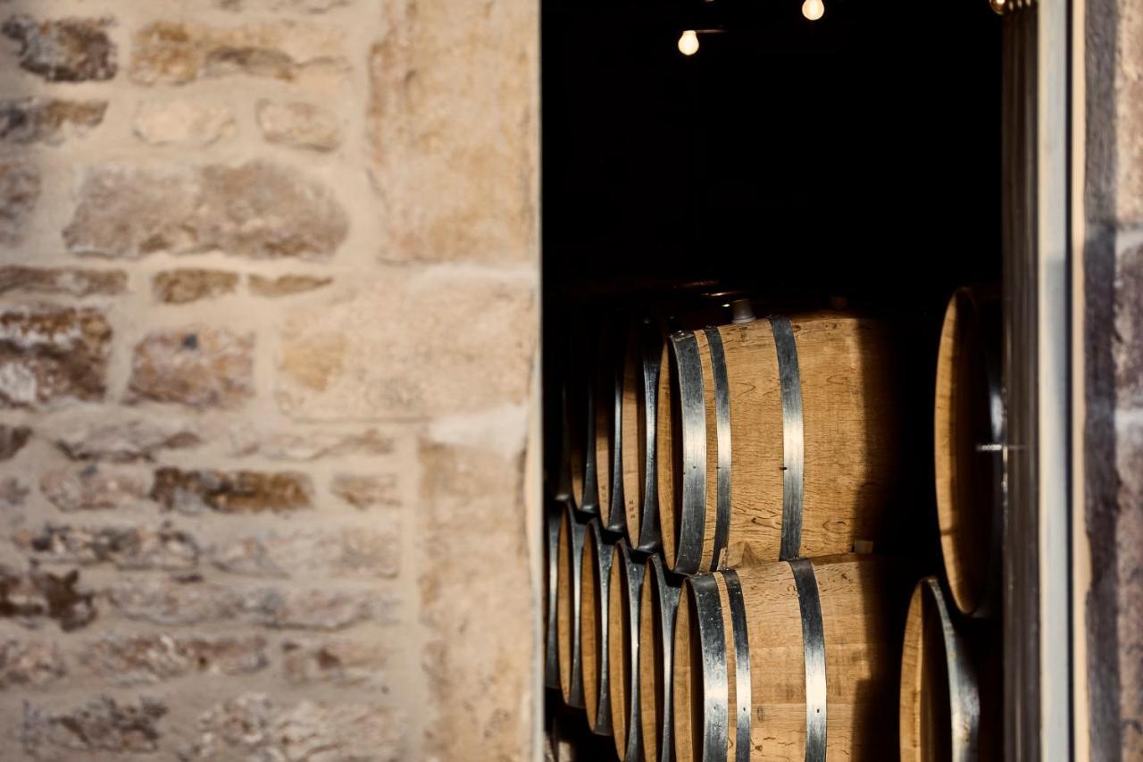 Como Le Montrachet بوليغني-مونتراتشيت المظهر الخارجي الصورة