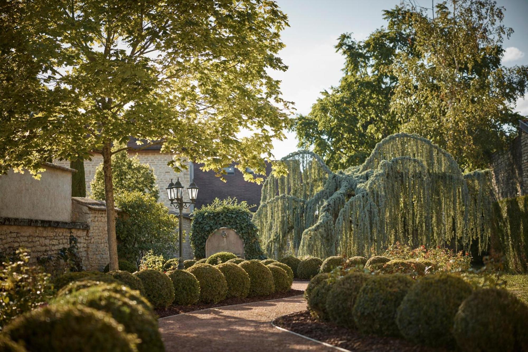 Como Le Montrachet بوليغني-مونتراتشيت المظهر الخارجي الصورة