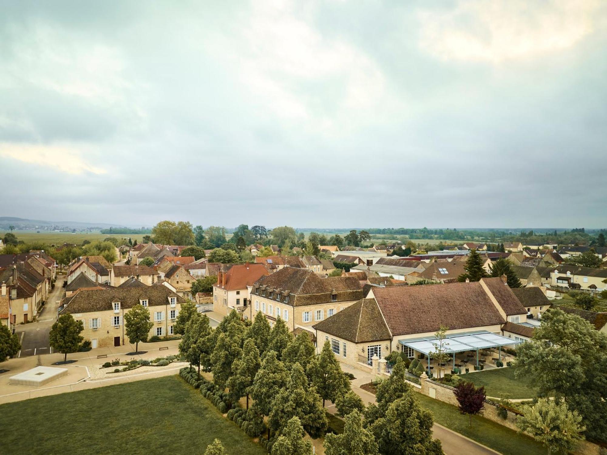 Como Le Montrachet بوليغني-مونتراتشيت المظهر الخارجي الصورة