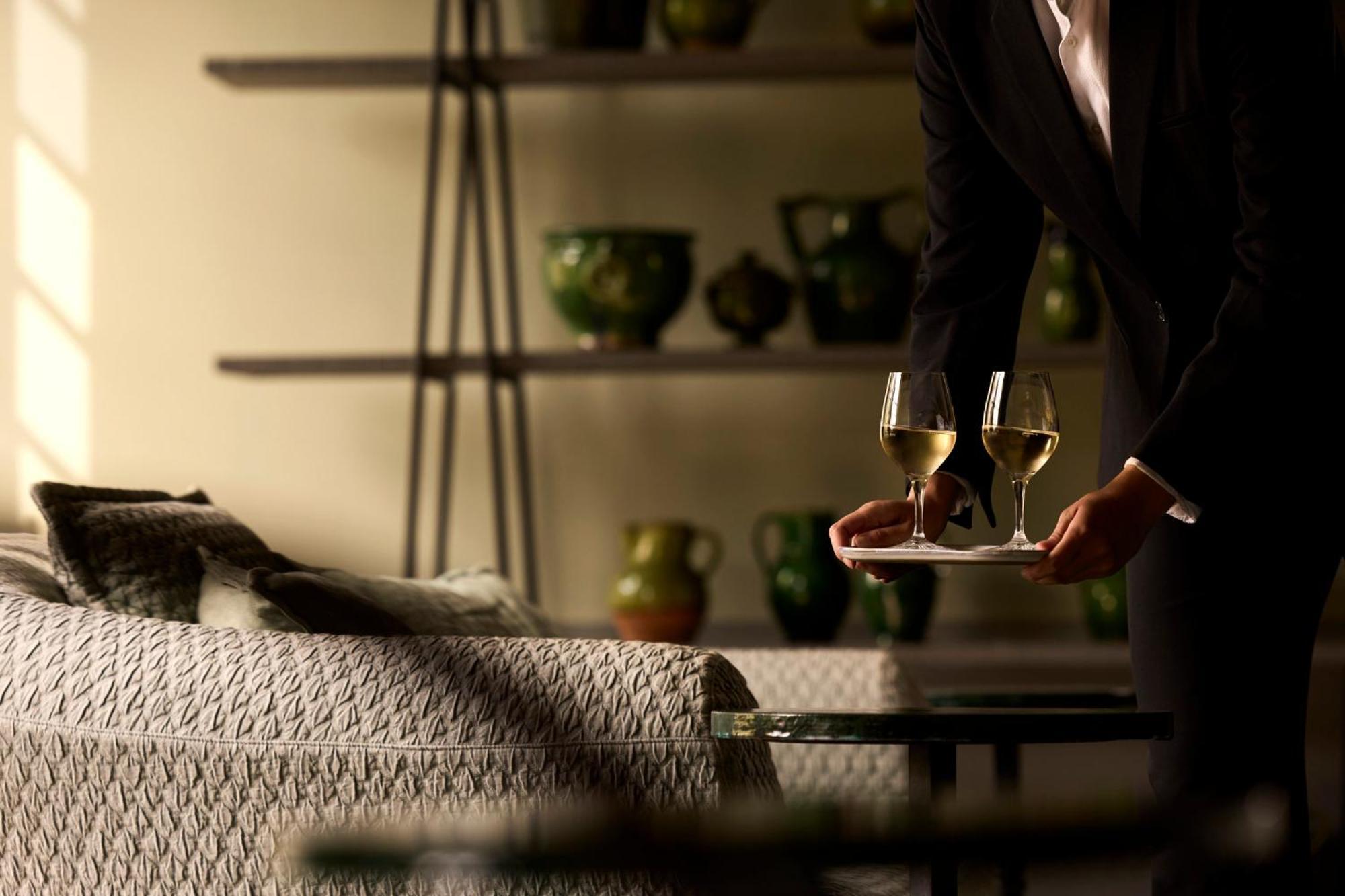 Como Le Montrachet بوليغني-مونتراتشيت المظهر الخارجي الصورة
